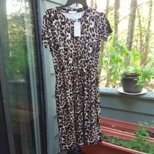 New midi Dress leopard print with elastic waist, size M